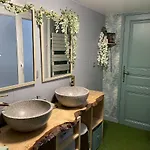 Appartamento L Ensorcel Mans, Magique En Coeur De