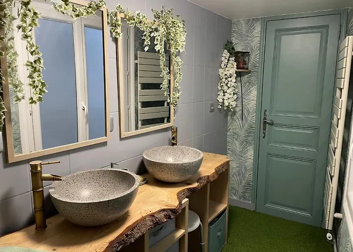 Apartamento L Ensorcel Mans, Sejour Magique En Coeur De